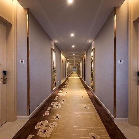维也纳酒店广州白云机场空港店 外观 照片